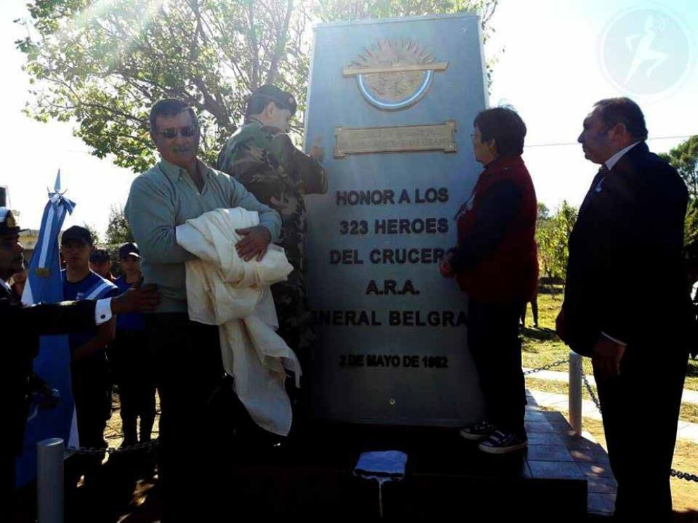 Inauguraron el monumento homenaje a los héroes del Crucero General Belgrano