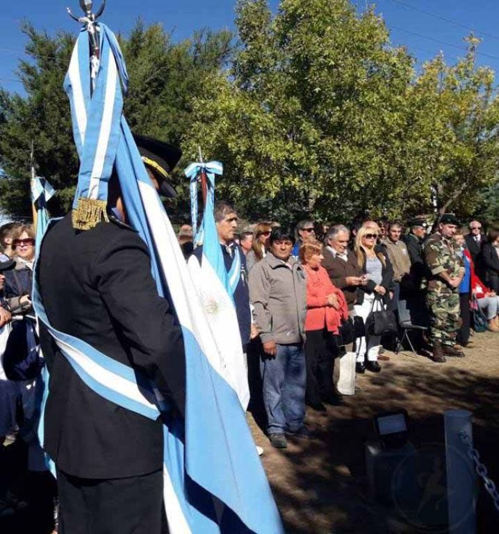 Inauguraron el monumento homenaje a los héroes del Crucero General Belgrano