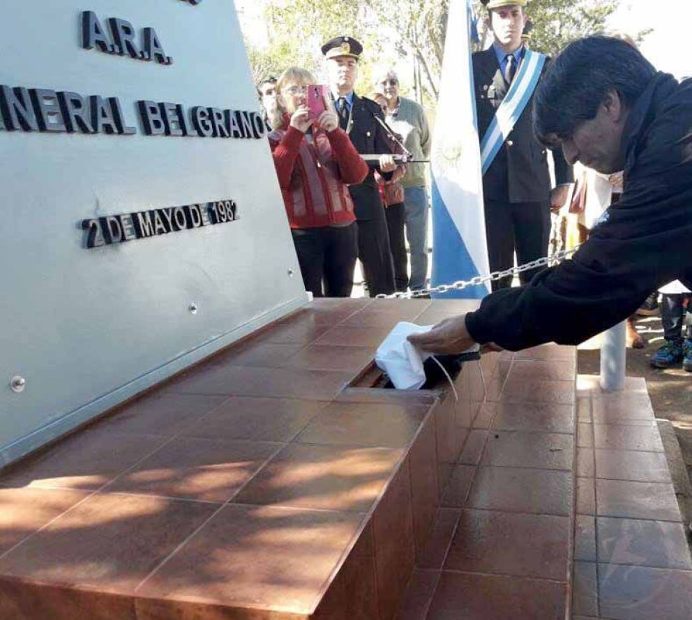 Inauguraron el monumento homenaje a los héroes del Crucero General Belgrano
