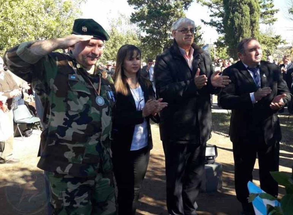 Inauguraron el monumento homenaje a los héroes del Crucero General Belgrano
