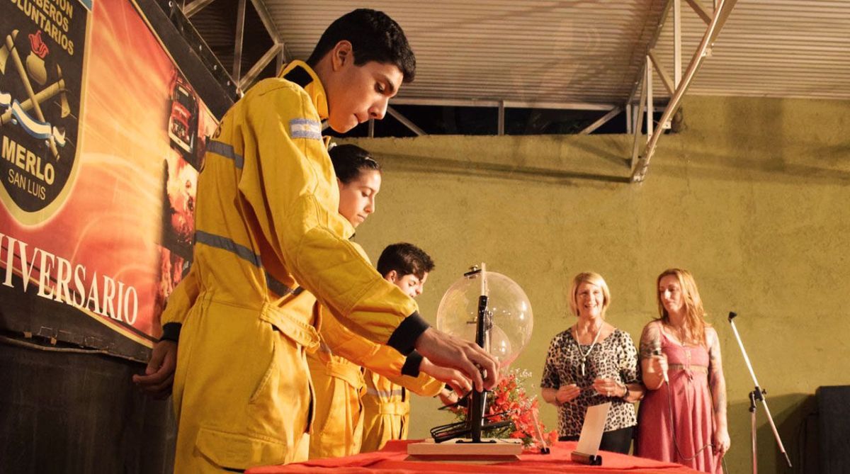 Cuatro autos 0KM y 480 mil pesos en efectivo para el sorteo final de Bomberos de Merlo
