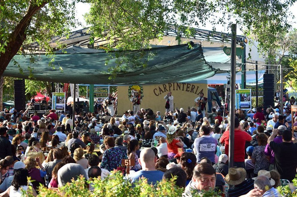 Multitudinario: más de veinte mil personas en la Fiesta del Chivo en Carpintería
