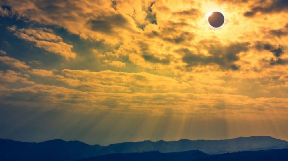 Eclipse anular de Sol en Libra: Ser un lugar de equilibrio y belleza para el mundo