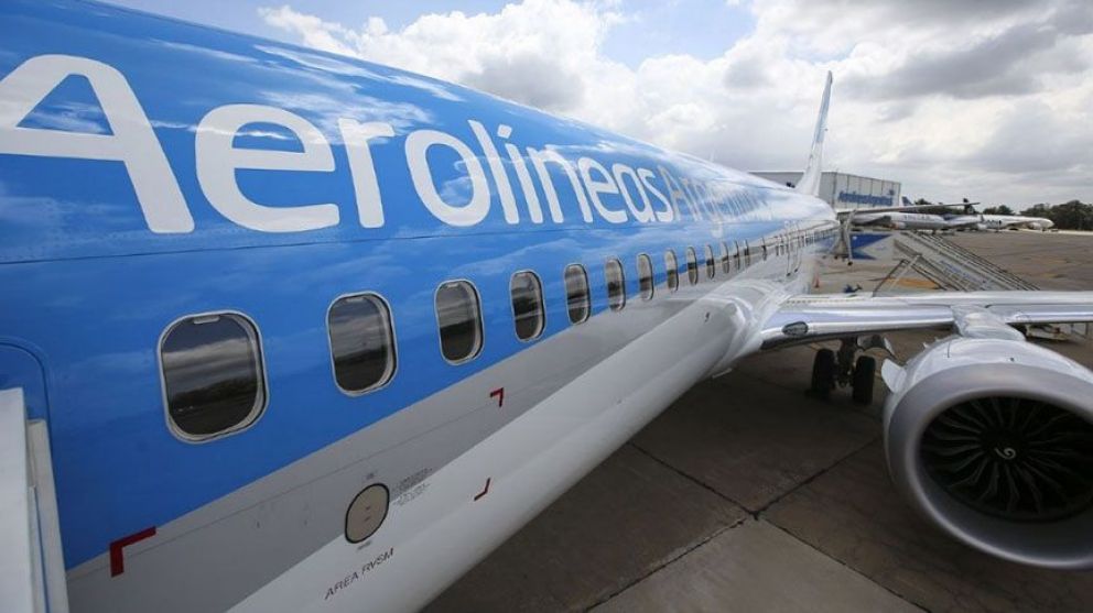 Aerolíneas Argentinas fue elegida por usuarios como la línea aérea sudamericana con menos quejas