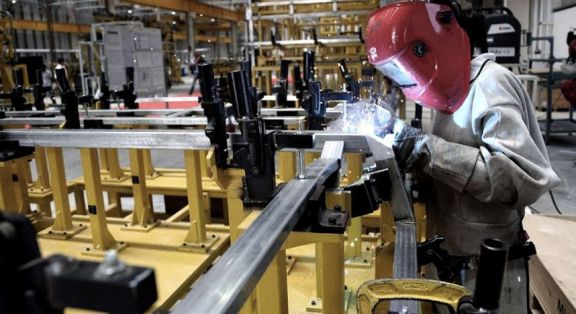 Pulverización del empleo formal: casi 300 mil puestos menos en dos años